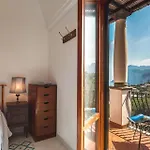 Gocce Villas - Rifugio Caprese
