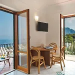 Gocce Villas - Rifugio Caprese
